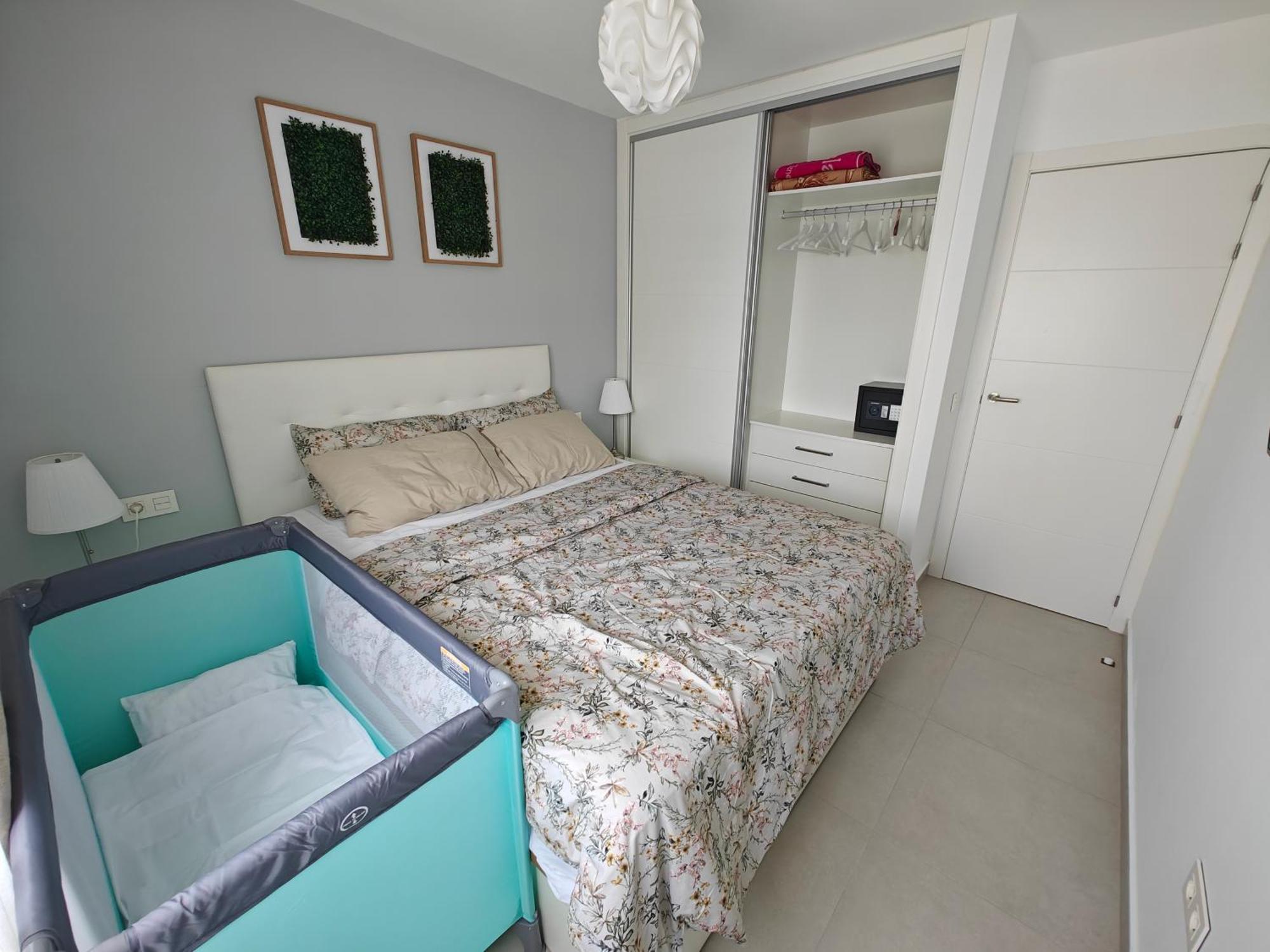 Sun Apartment - 3 Bedrooms, Priv Parking, Pool, Ac, Tv Channels, Fibre Net ลอส กริสเตียนอส ภายนอก รูปภาพ
