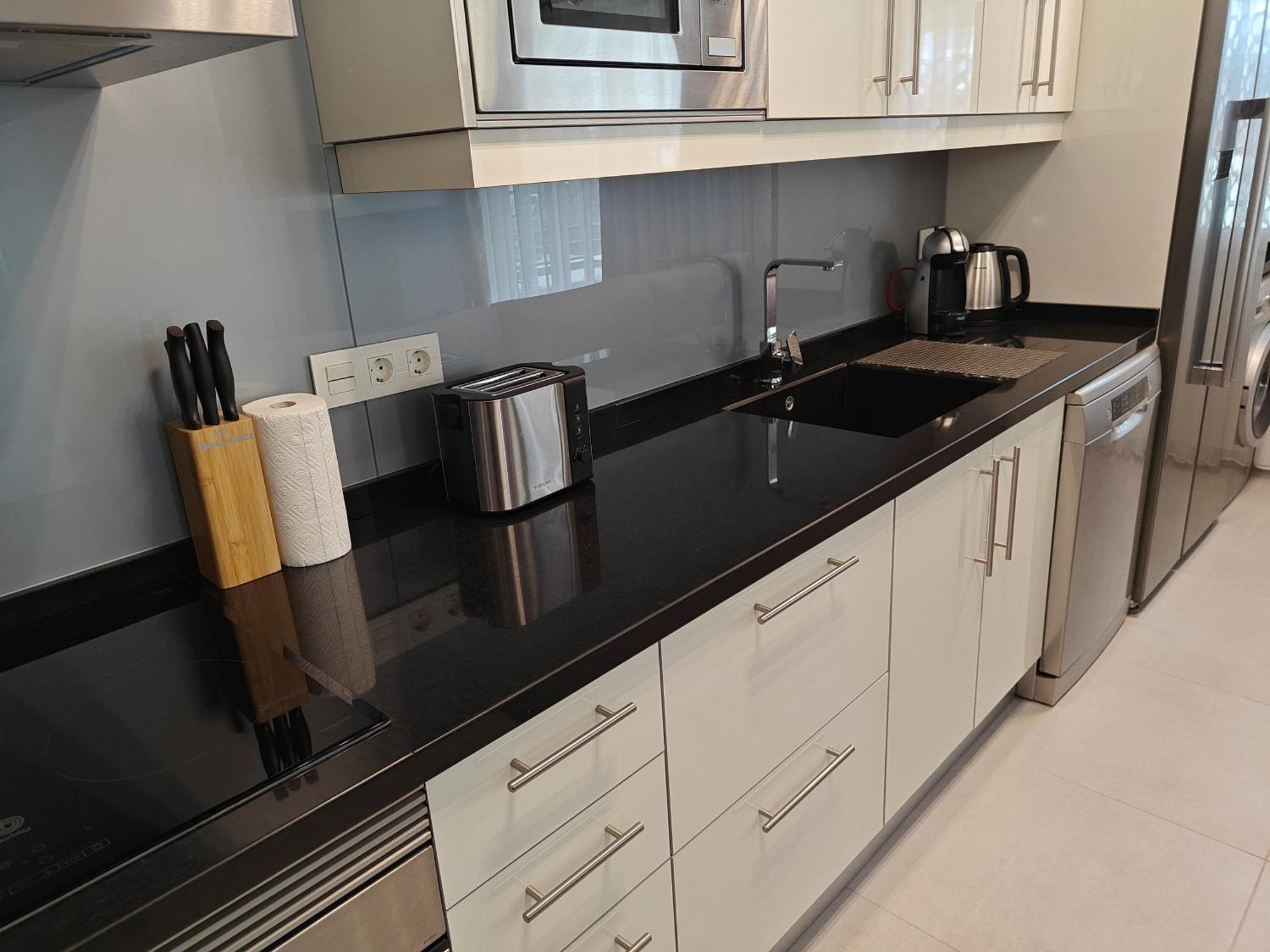 Sun Apartment - 3 Bedrooms, Priv Parking, Pool, Ac, Tv Channels, Fibre Net ลอส กริสเตียนอส ภายนอก รูปภาพ