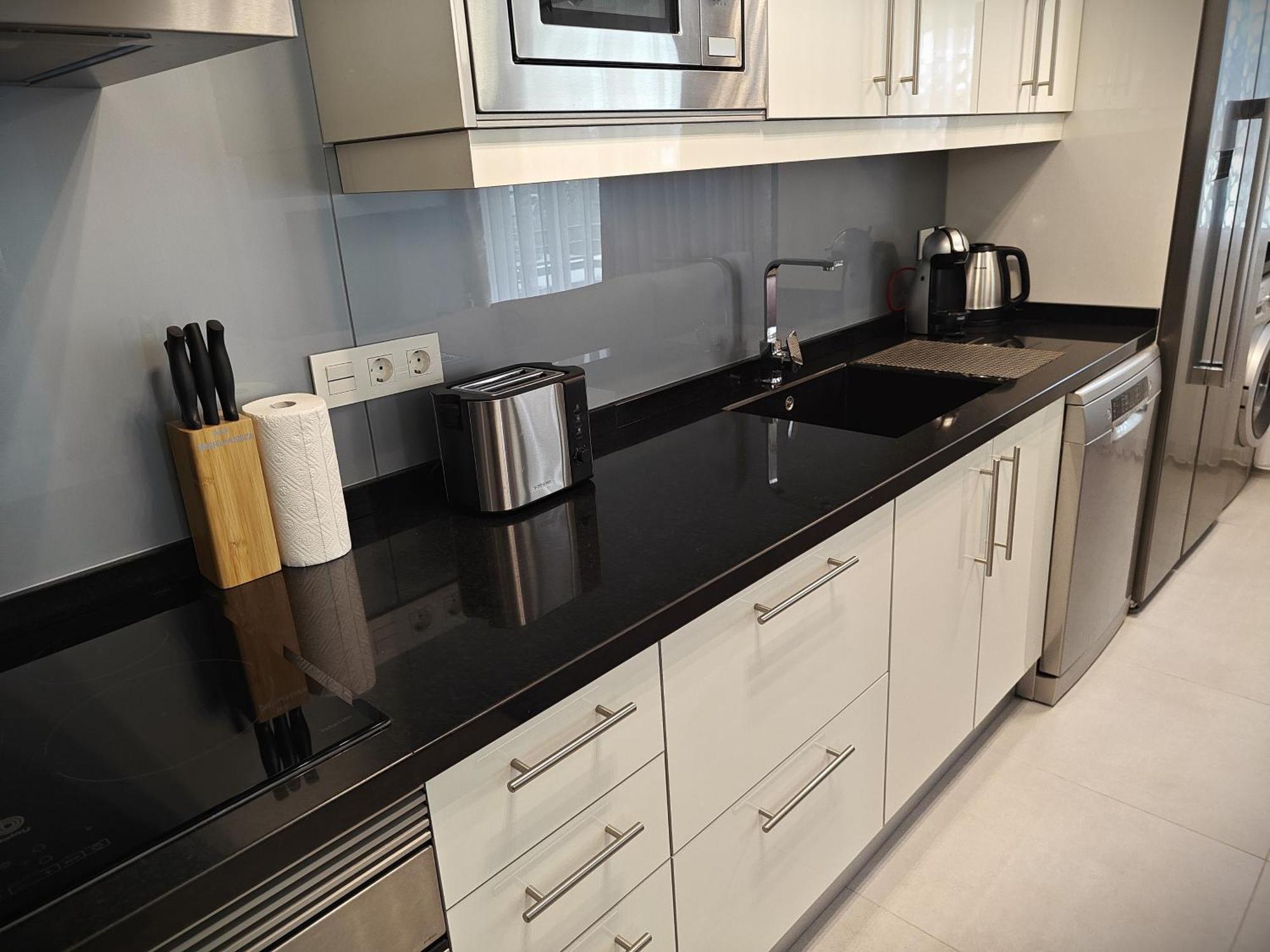 Sun Apartment - 3 Bedrooms, Priv Parking, Pool, Ac, Tv Channels, Fibre Net ลอส กริสเตียนอส ภายนอก รูปภาพ