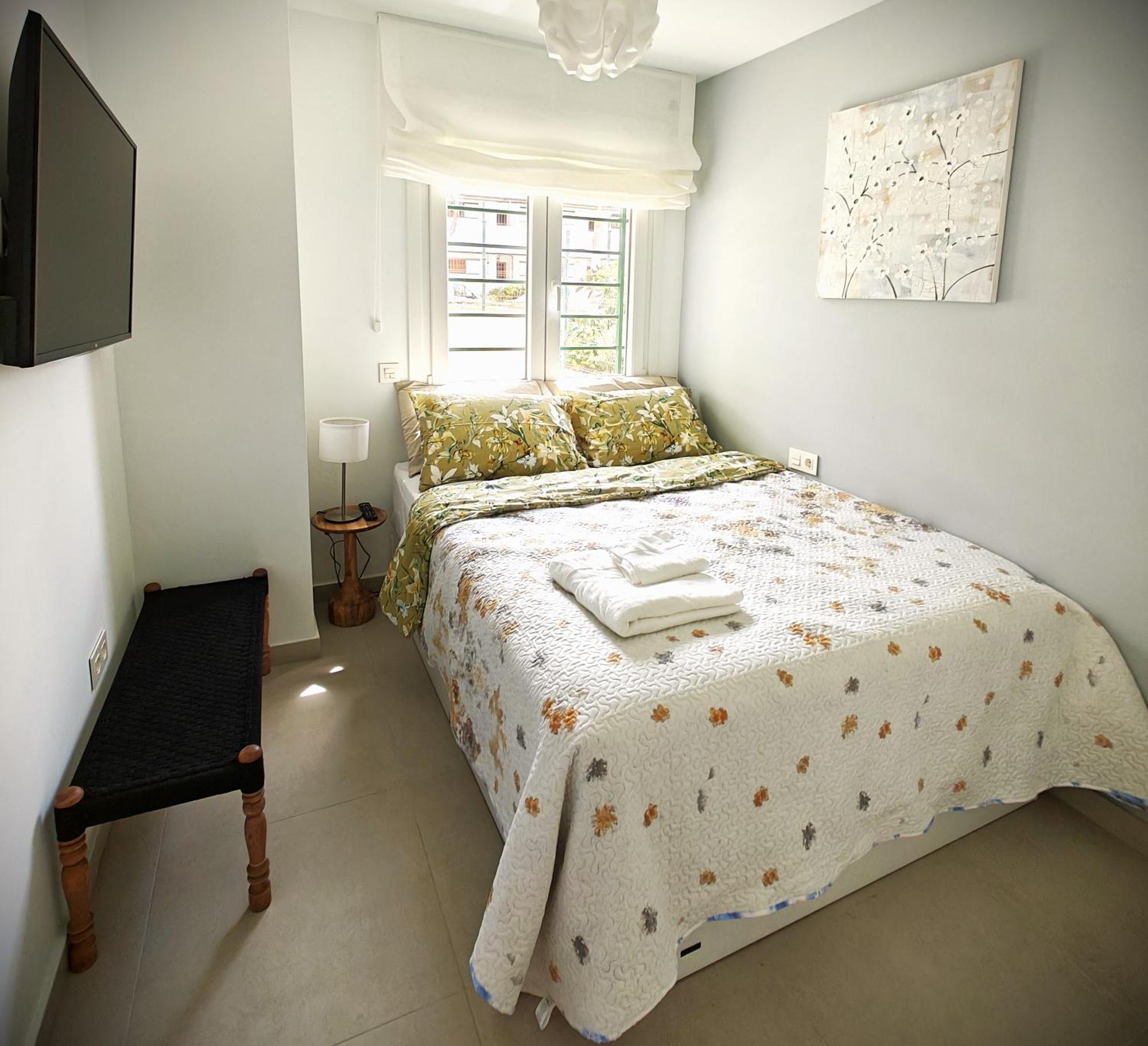 Sun Apartment - 3 Bedrooms, Priv Parking, Pool, Ac, Tv Channels, Fibre Net ลอส กริสเตียนอส ภายนอก รูปภาพ