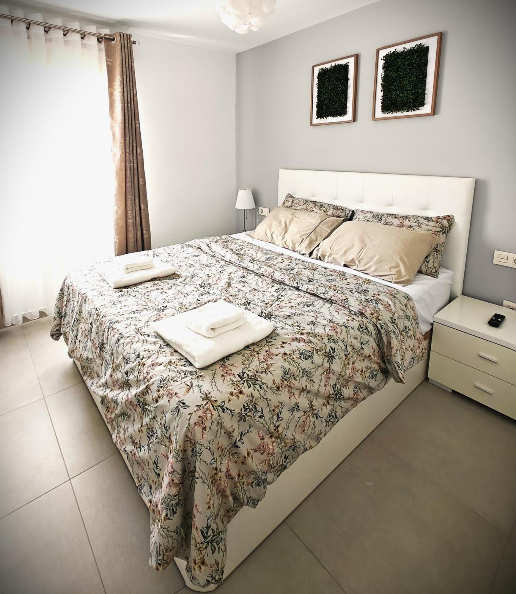 Sun Apartment - 3 Bedrooms, Priv Parking, Pool, Ac, Tv Channels, Fibre Net ลอส กริสเตียนอส ภายนอก รูปภาพ