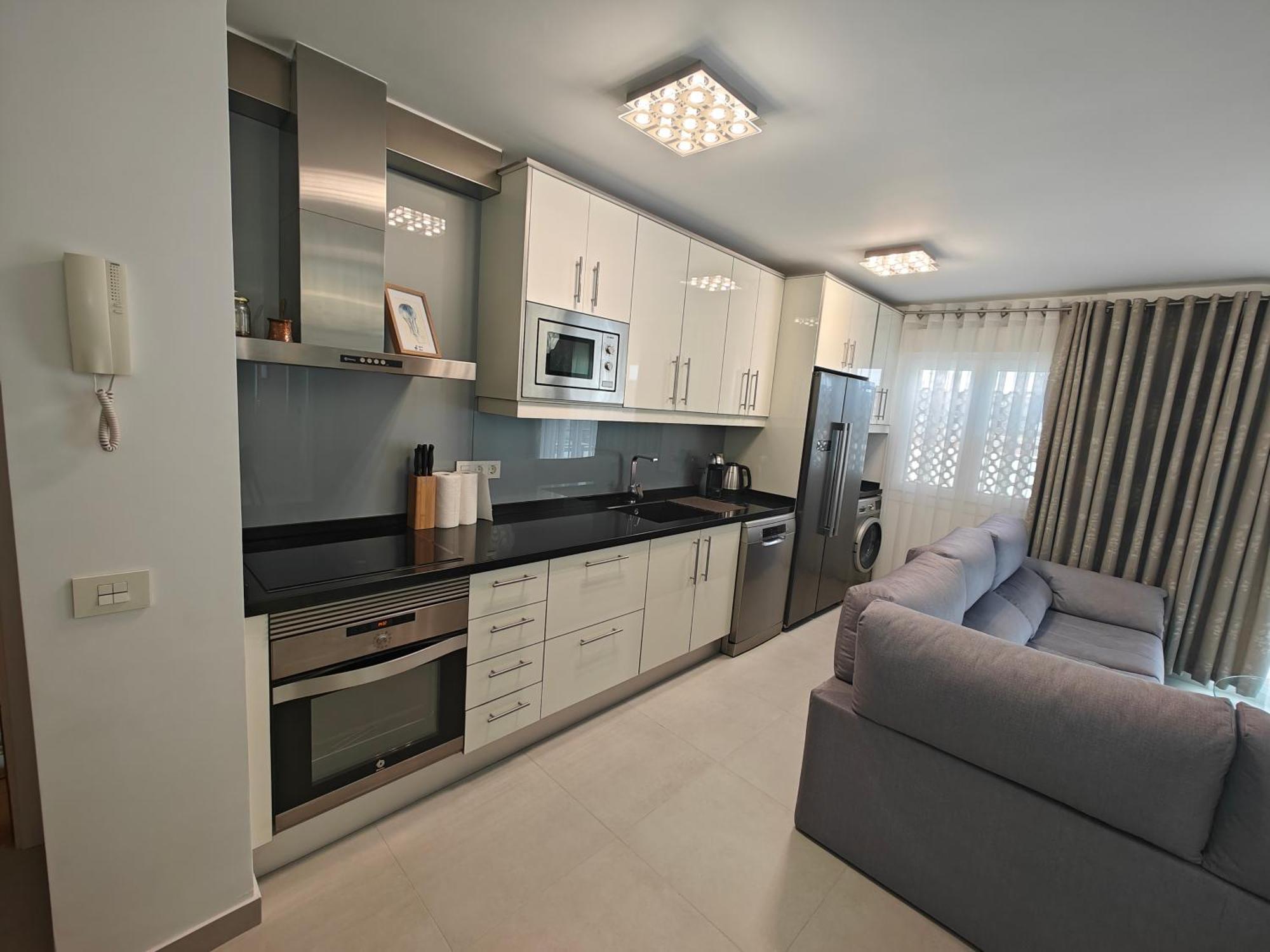 Sun Apartment - 3 Bedrooms, Priv Parking, Pool, Ac, Tv Channels, Fibre Net ลอส กริสเตียนอส ภายนอก รูปภาพ